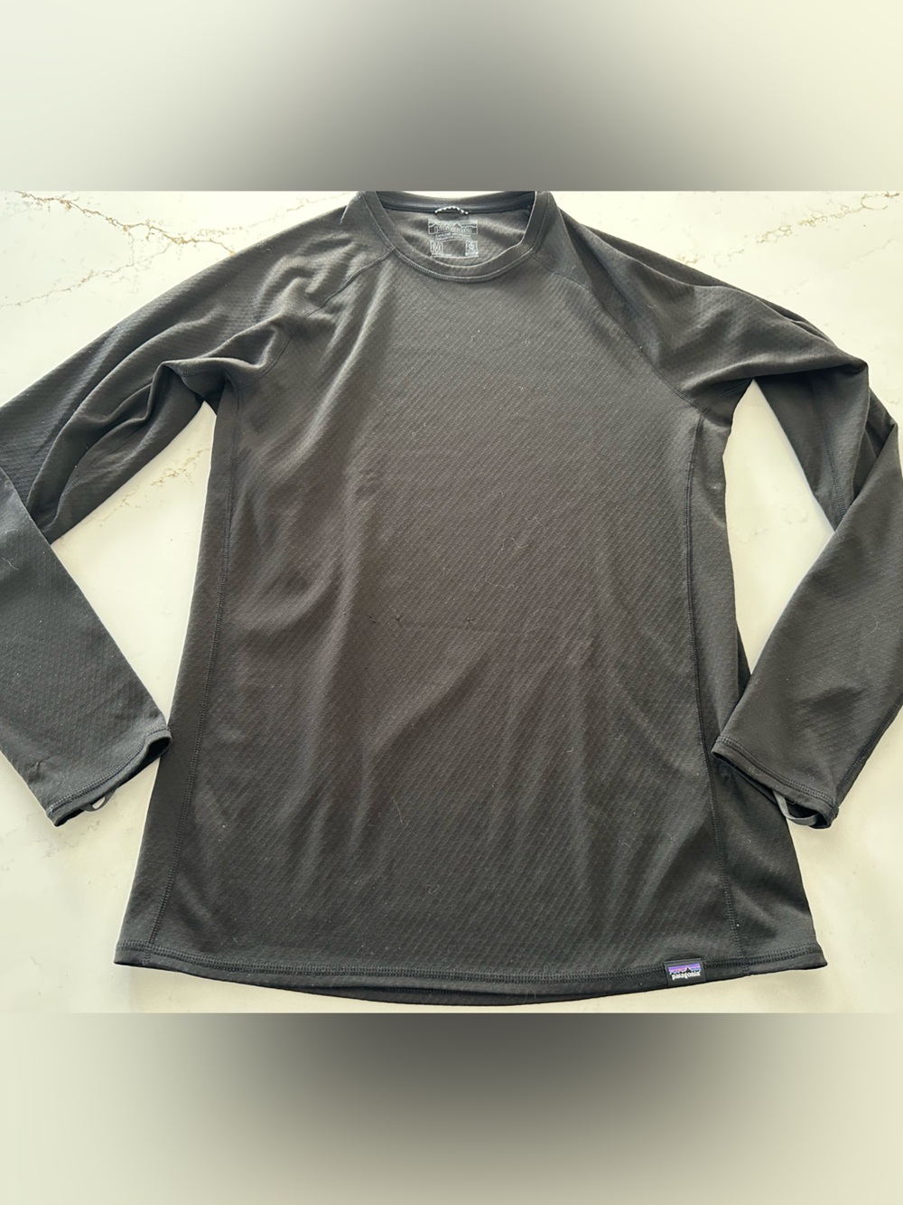 Paragon Men's Black Long Sleeve Performance Top.  Size M
